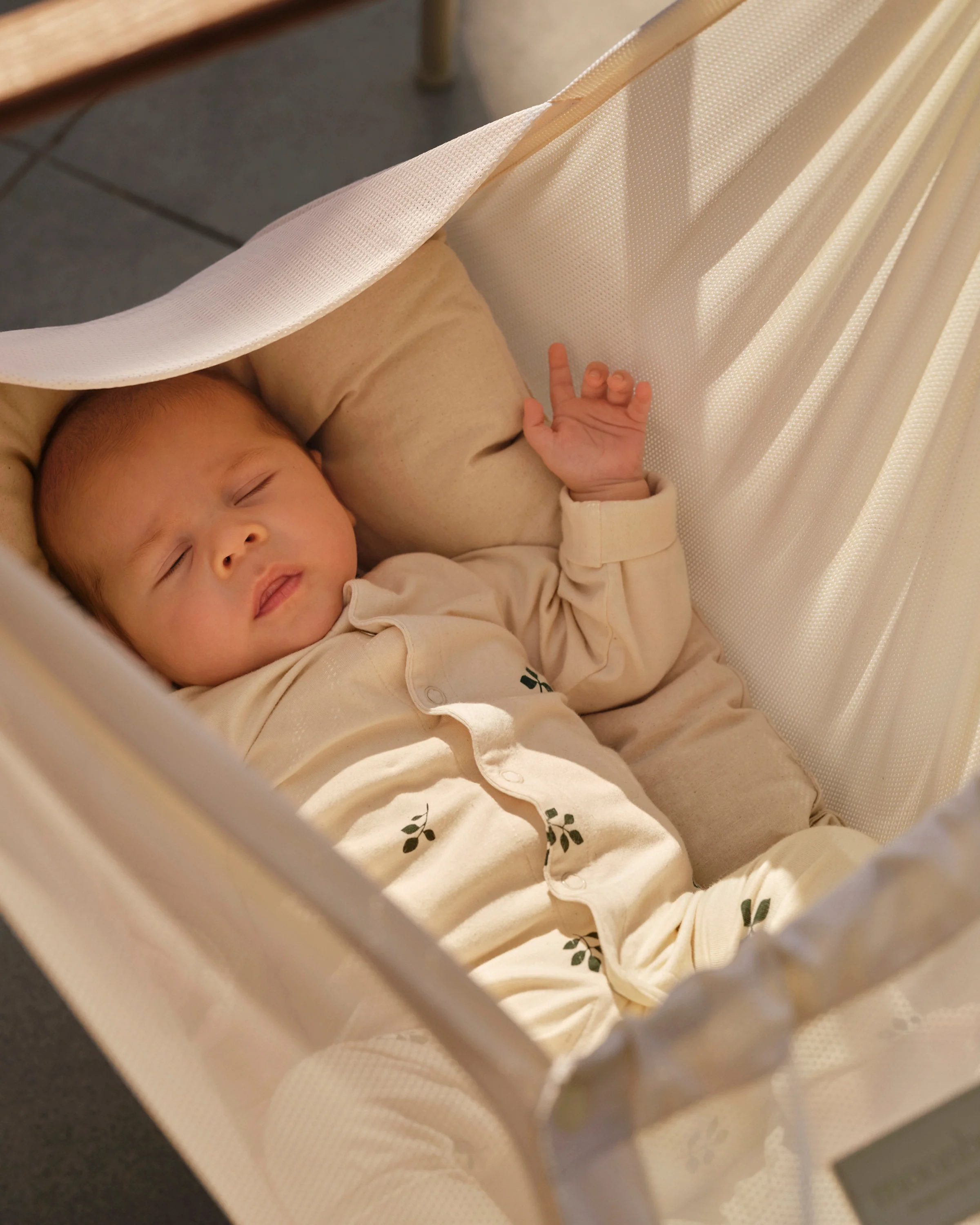 Classic Bundle - Mesh Baby Hammock - Image 4